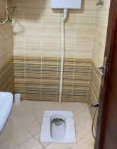 توالت ایرانی و سیفون و روشویی سرویس بهداشتی ویلا در سفین کیش